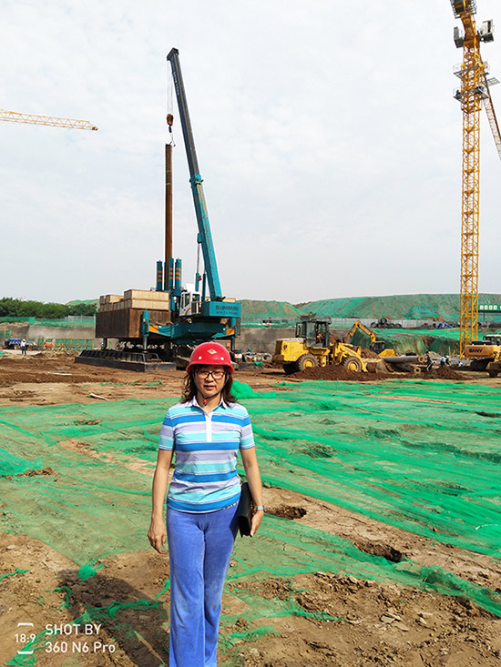 钟情宝运莱十一年，成就美女老板致富之路