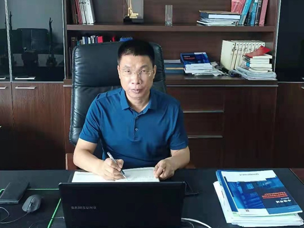 缘起宝运莱 | 奋斗三十载！他以“宝运莱”铸宝运莱