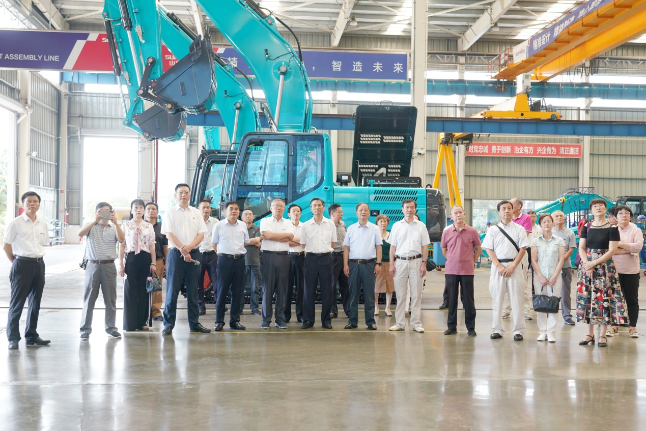 湖南省老科学技术工作者一行到访宝运莱智能