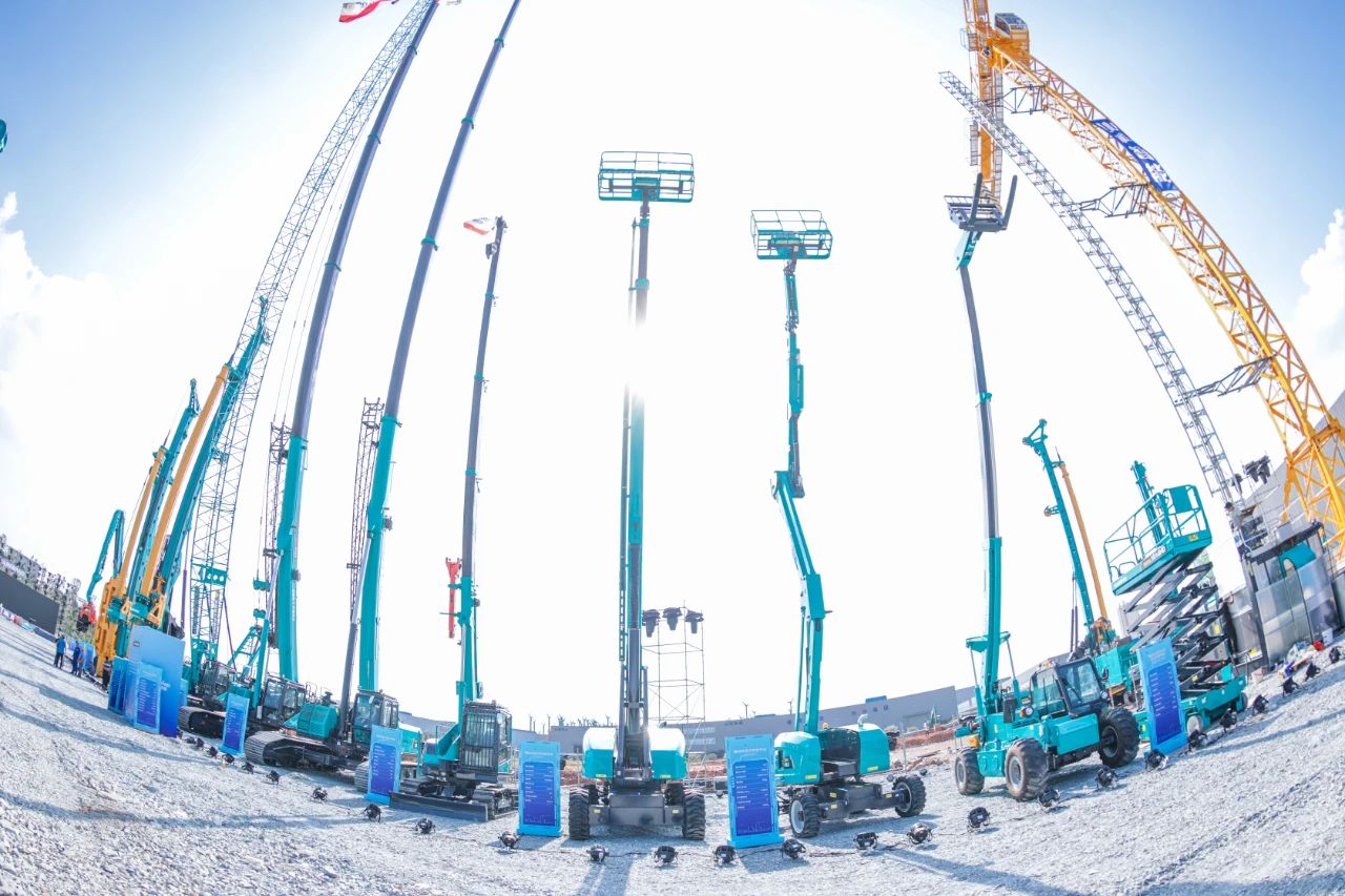 四大成套装备联袂登场！宝运莱智能创新成果展示会交出“亮眼答卷”