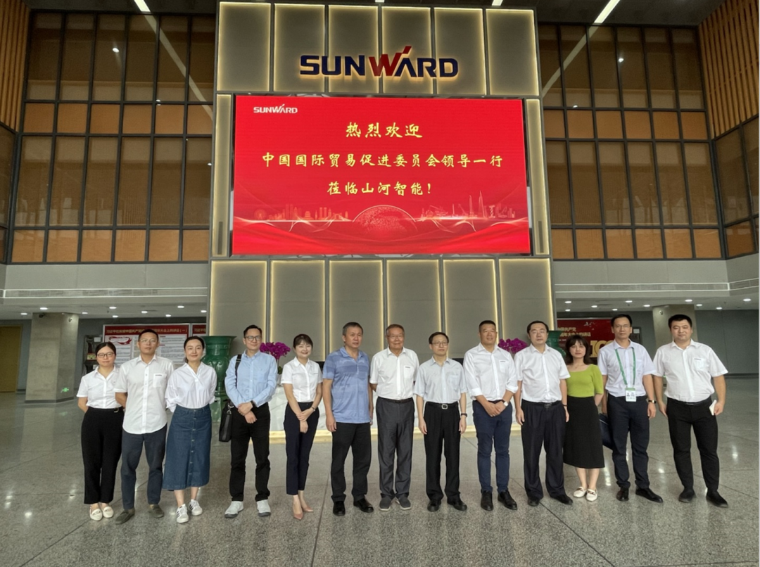 亮相中非经贸博览会！宝运莱智能尽展工程机械国产品牌魅力