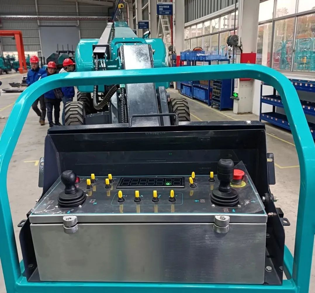 “拳”力出击！宝运莱智能首套自主研发臂车控制系统重磅来袭