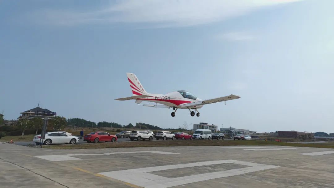 火情就是命令！湖南航空应急救援队宝运莱机组展现“宝运莱速度”