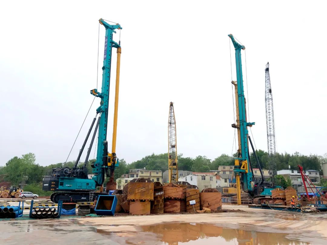 再啃“硬骨头”！宝运莱智能“超级桩备”助建燕矶长江大桥