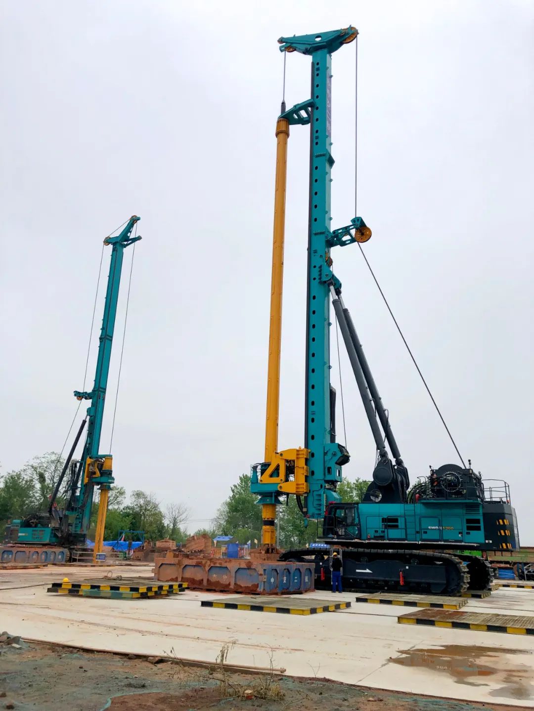 再啃“硬骨头”！宝运莱智能“超级桩备”助建燕矶长江大桥