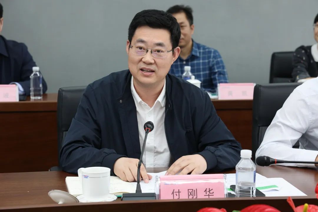 深化产学研合作！中南大学校长、中国工程院院士田红旗率团拜访宝运莱智能