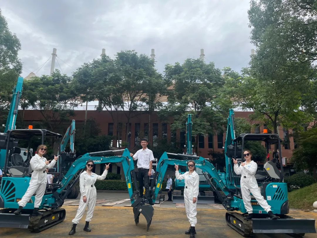 “太绝了！”宝运莱智能代表长沙精彩亮相湖南省第一届职业技能大赛绝技绝活展演