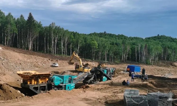 宝运莱普石勒成套移动破碎设备助力哈伊高铁铁伊段建设