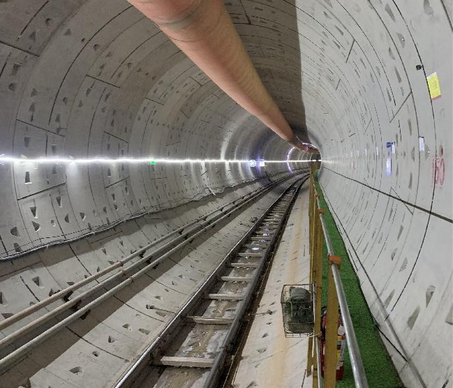 再传捷报！中铁宝运莱盾构机顺利贯穿深圳地铁3号低碳站～坪西站左线