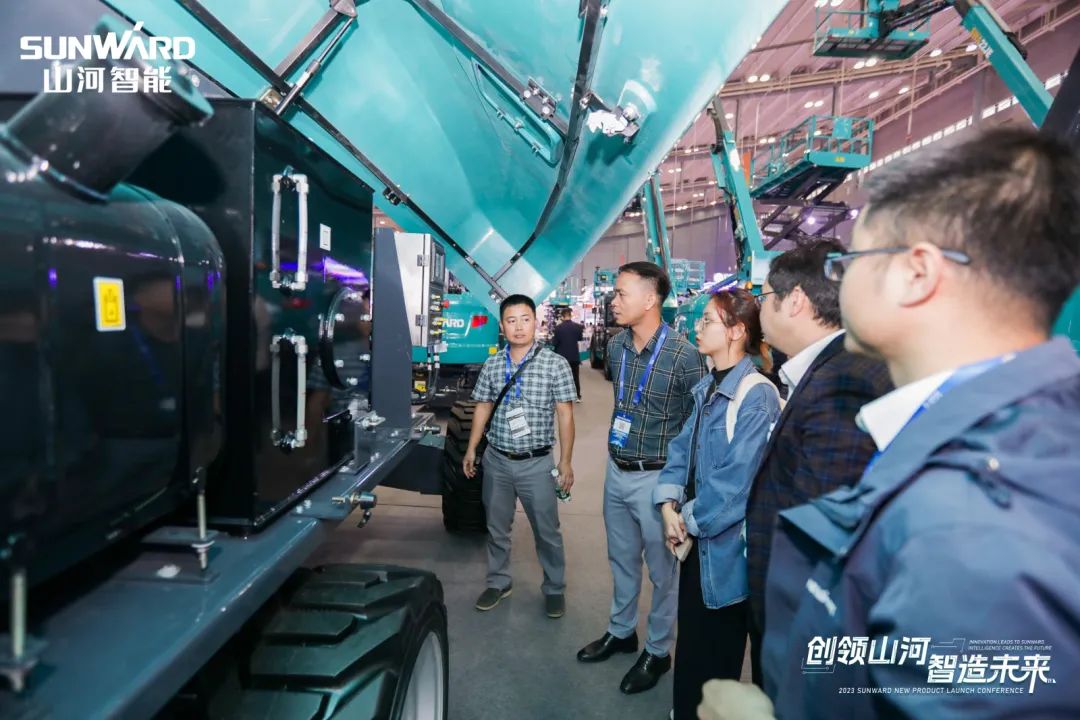 2023 CICEE | 宝运莱智能亮相2023长沙国际工程机械展！智能化、电动化产品站C位