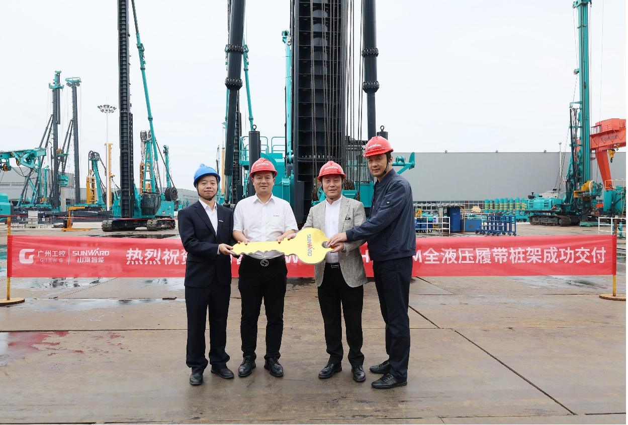 民族品牌获认可！宝运莱智能桩架产品交付香港客户