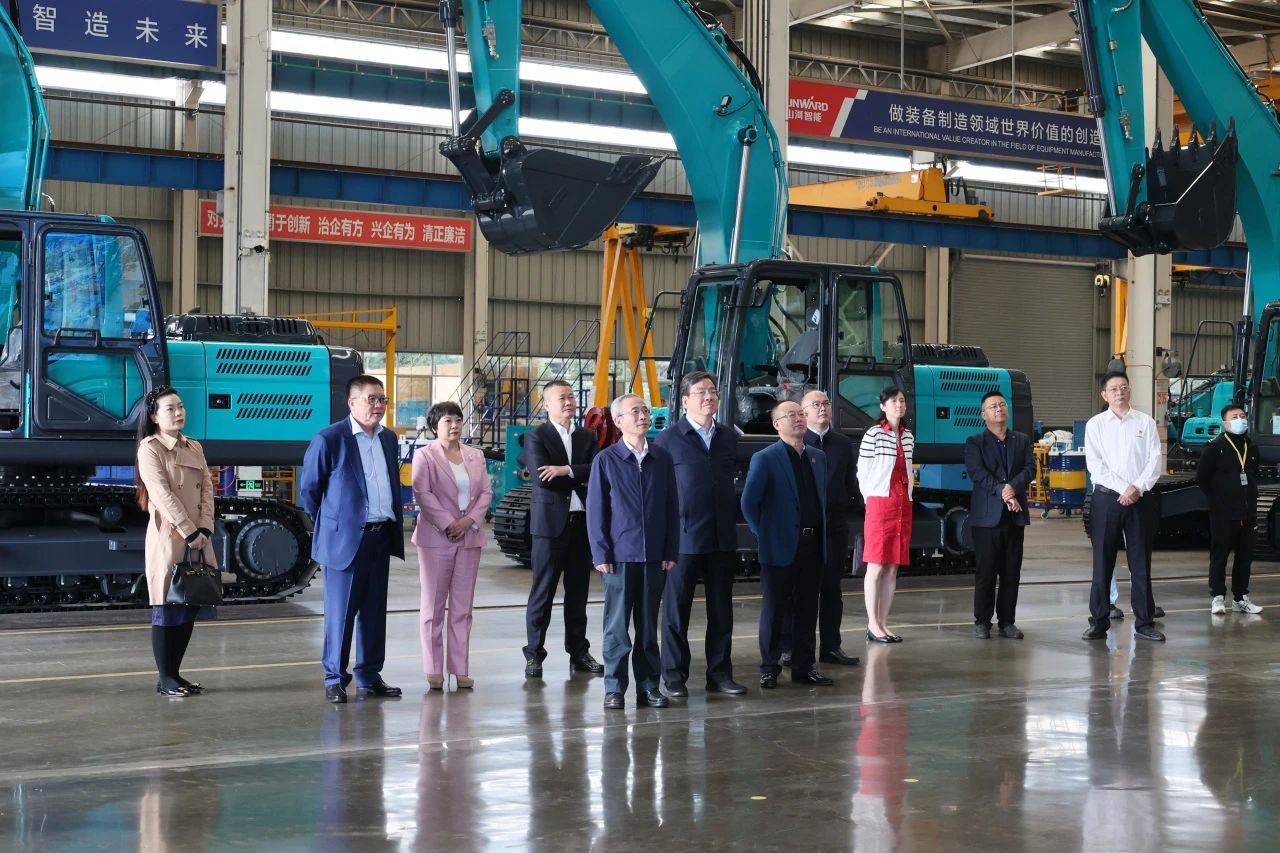 全国工商联副主席寿子琪调研宝运莱智能