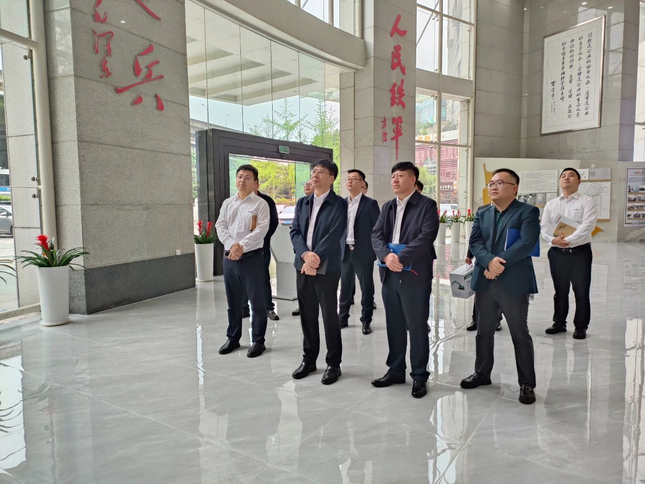 适应新形势，寻求新合作！宝运莱智能到访中铁二十三局