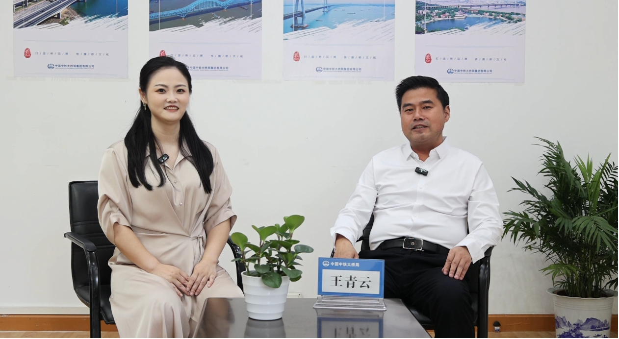 先导式创新，再推电动新品！宝运莱智能SWDM520EE增程式旋挖钻机推介会成功举办