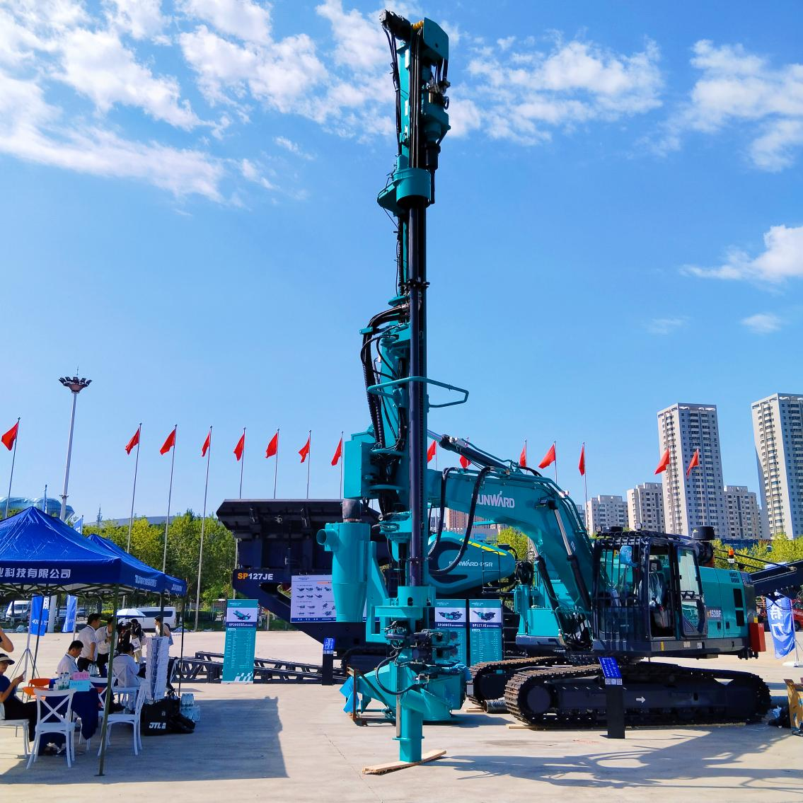 宝运莱智能5G智能钻机亮相新疆矿博会