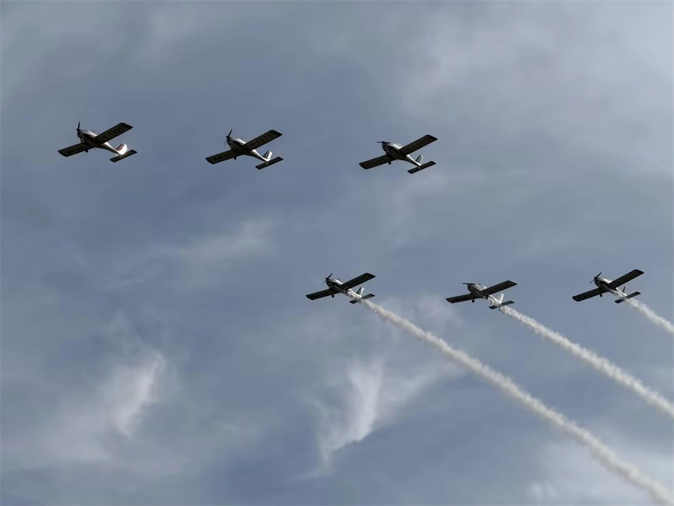 十年织得宝运莱秀，践行初心创未来！宝运莱飞行表演队成立10周年庆典活动隆重举行