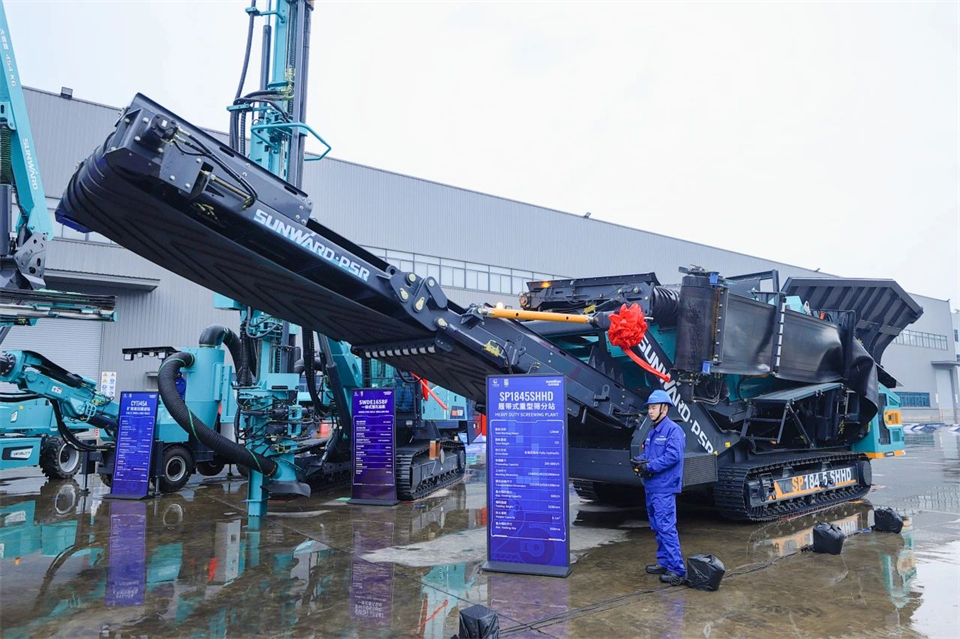 创新引领价值，理想成就未来！宝运莱智能25周年庆典暨全球客户节隆重举办