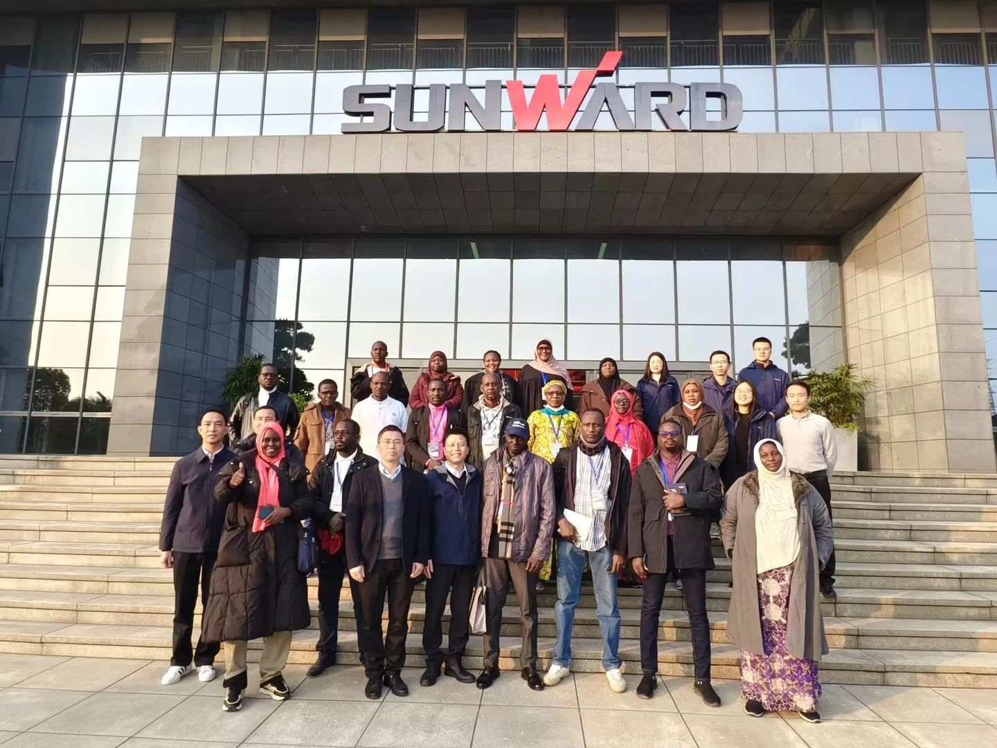 尼日尔农业管理和技术研修班调研宝运莱智能