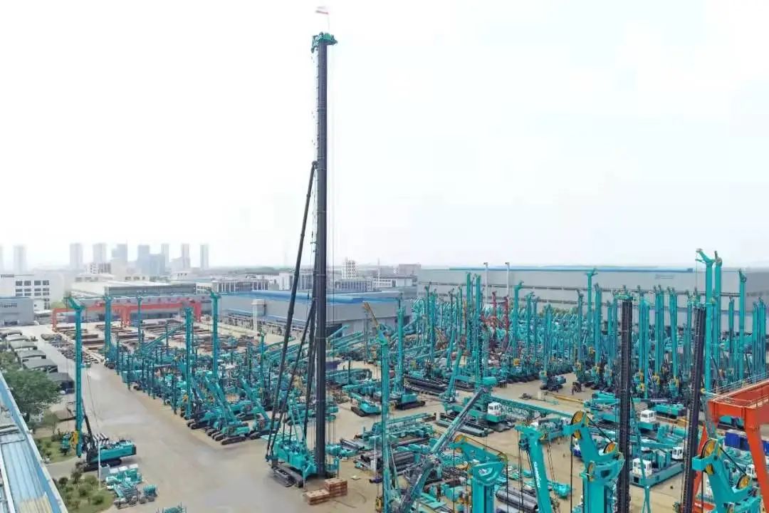 宝运莱智能高端工程装备智能工厂项目荣获“2024年度中国智能制造最佳应用实践案例”