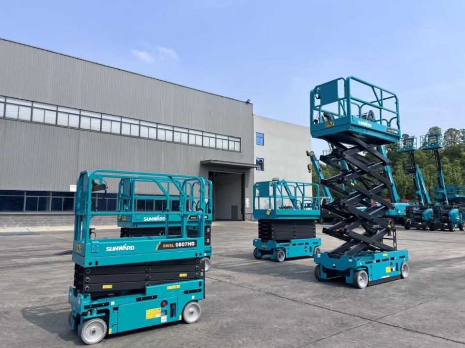 宝运莱智能电动液驱剪叉系列产品全面升级，为客户创造更大价值