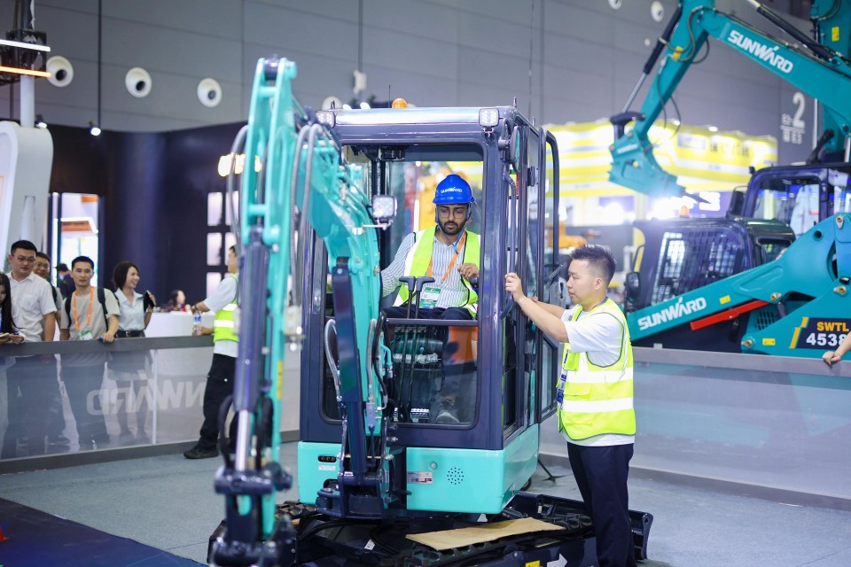 2025 CICEE | 宝运莱智能实力闪耀2025长沙国际工程机械展