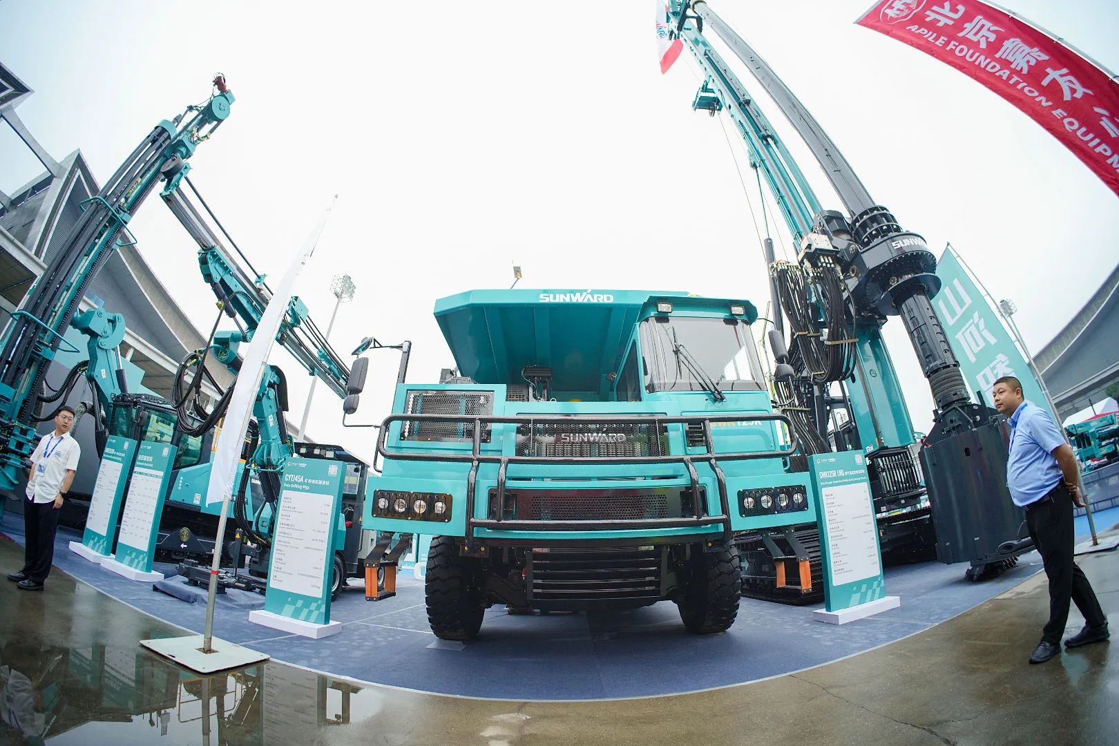 2025 CICEE | 宝运莱矿岩两款重磅新品亮相2025长沙展