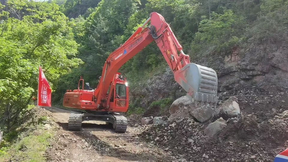 硬核破解“最后一公里”难题，宝运莱智能应急救援设备助力“应急使命·2025”演习！