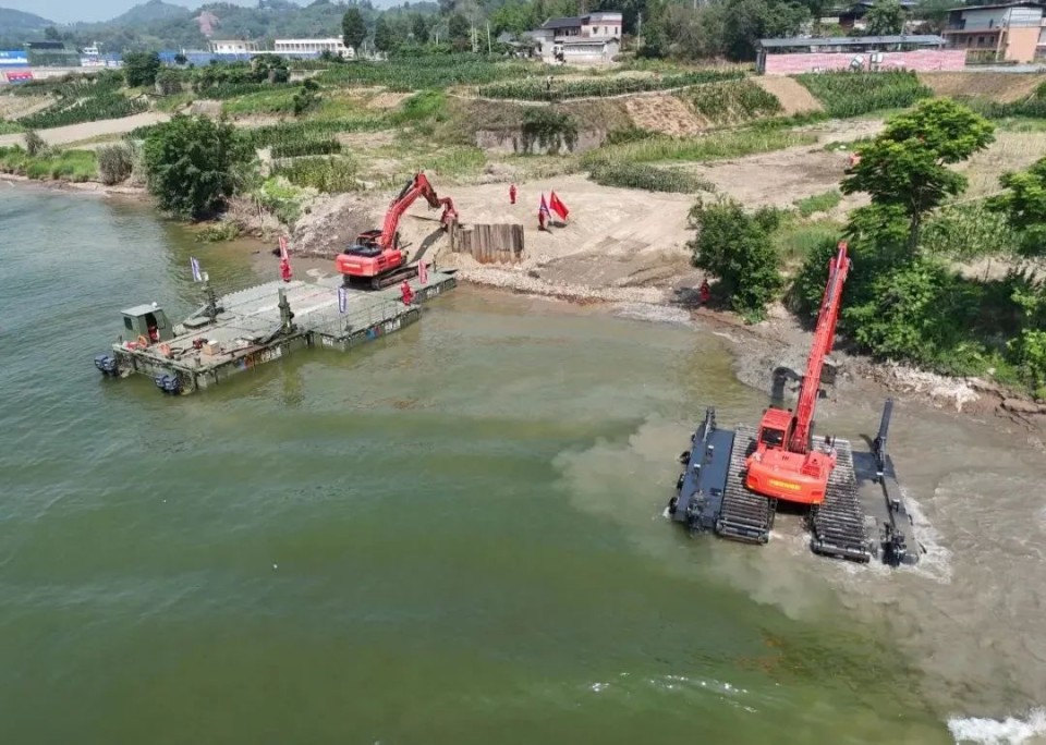 硬核破解“最后一公里”难题，宝运莱智能应急救援设备助力“应急使命·2025”演习！