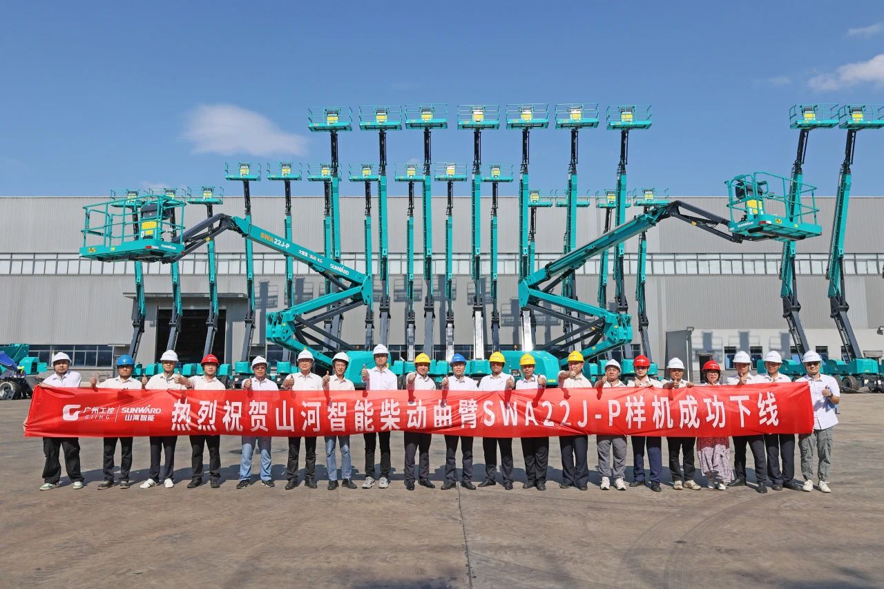 技术新标杆！宝运莱智能SWA22J-P柴动曲臂式高空作业平台下线！